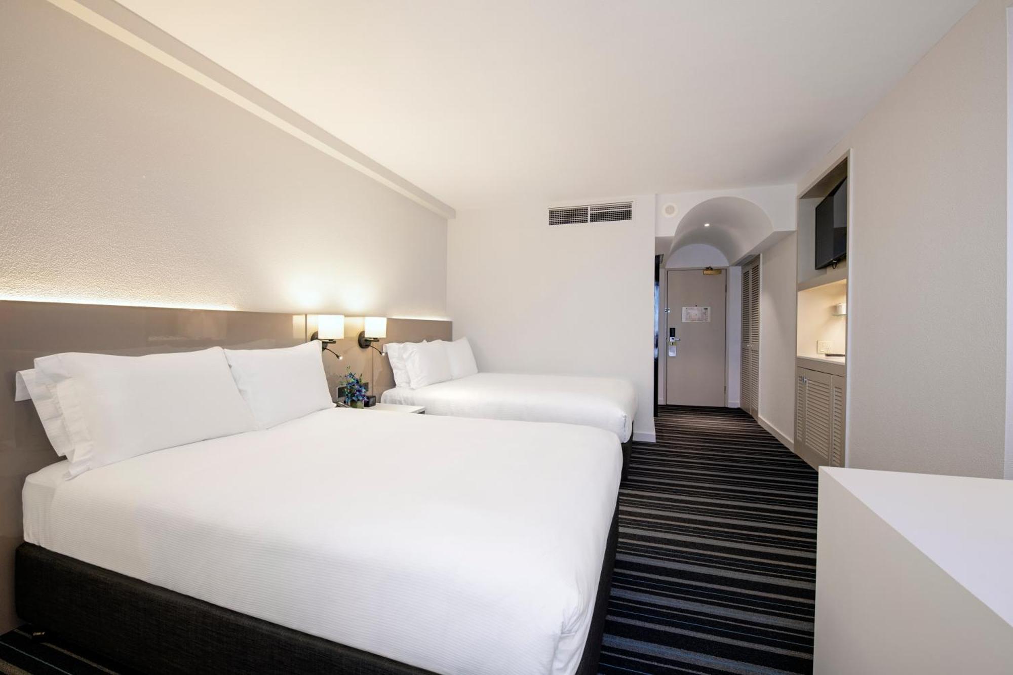 Hotel Doubletree By Hilton Esplanade Darwin Exterior foto