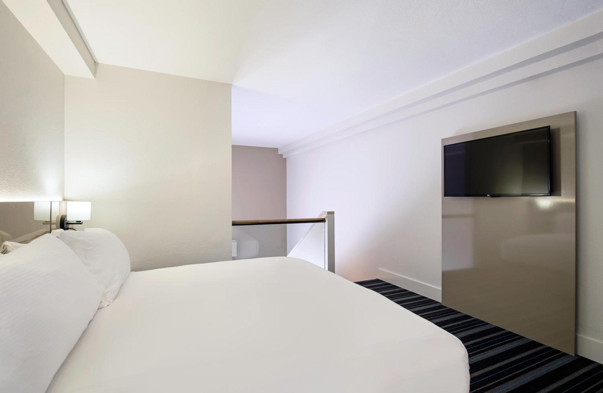 Hotel Doubletree By Hilton Esplanade Darwin Exterior foto