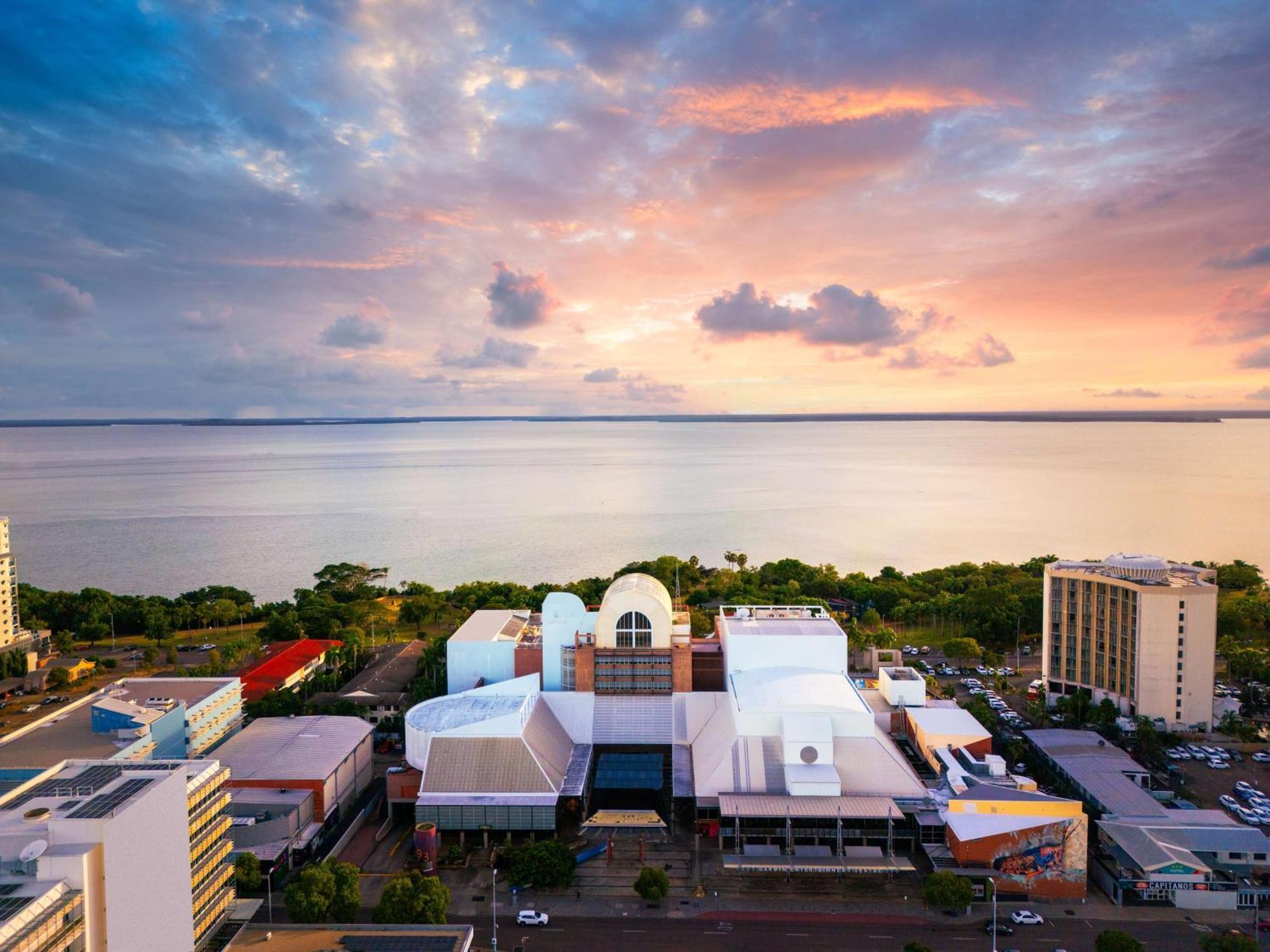 Hotel Doubletree By Hilton Esplanade Darwin Exterior foto